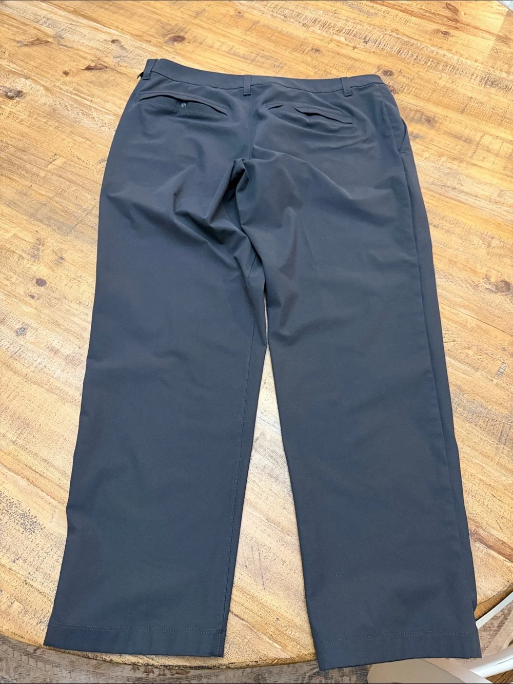 lululemon athletica Men's Dress Pants - Black 36x30